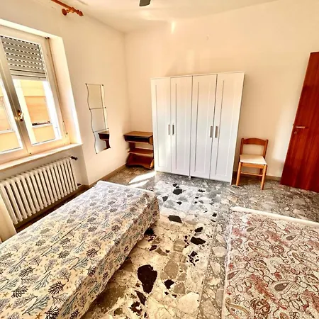 Ampio Giampiero Tra E Numana Sirolo