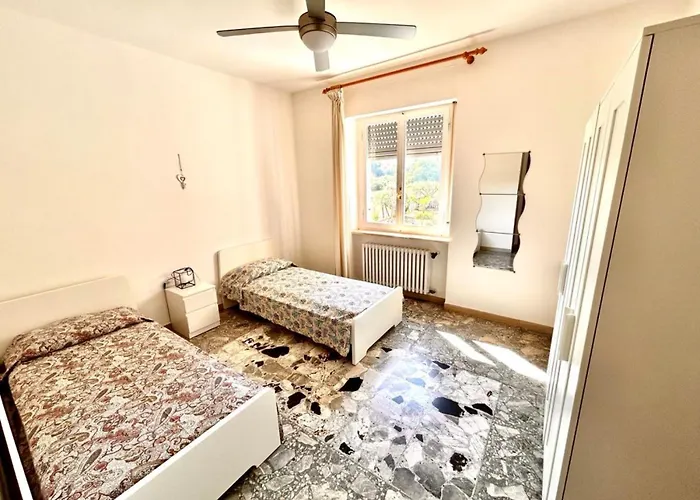 Ampio Giampiero Tra E Numana * Sirolo